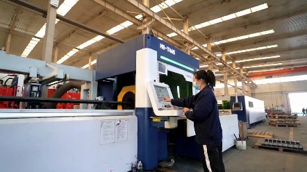 在2023年秋收作業季，中聯收獲花生機，憑借高作業效率、高可