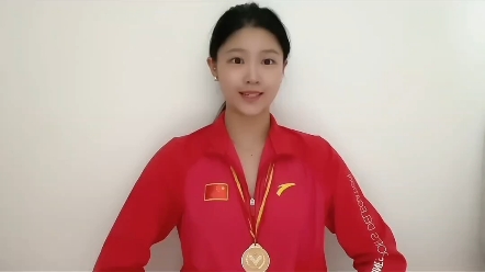 中聯(lián)收獲冠軍時刻，值此家國同慶之際，中聯(lián)收獲祝廣大用戶朋友幸